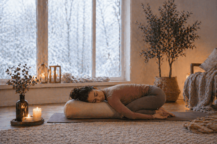 Fertility Yoga for the Menstruation, Winter